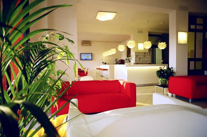 Hotel Gran San Bernardo Риччоне Экстерьер фото
